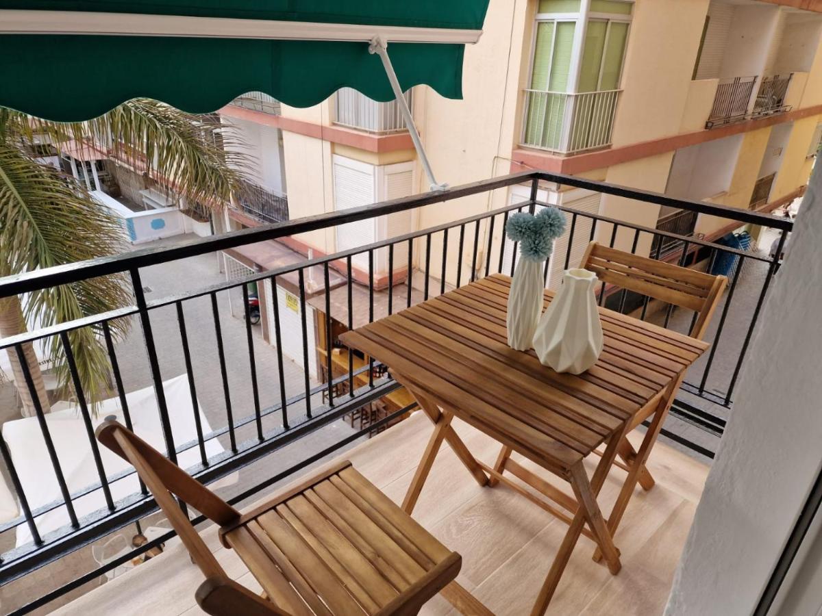 Alojamiento Paco Cabrera Almuñécar Exterior foto